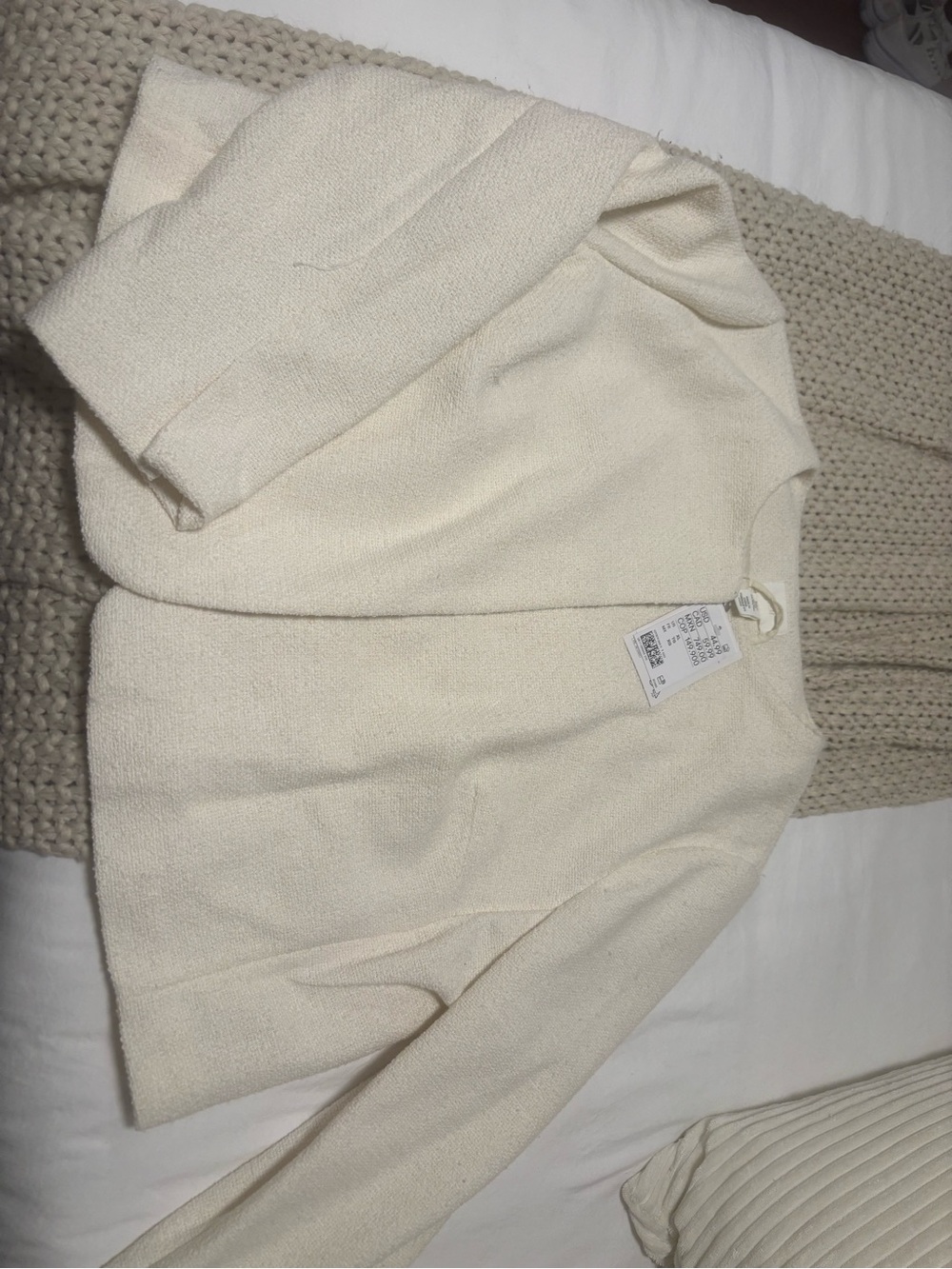H&M Cream Collarless Open-Front Blazer Jacket
